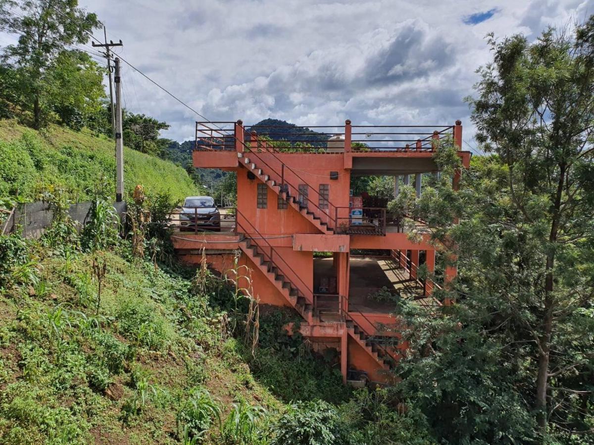 Terre Terrace Glamping - Doichang Ban Huai Khai Dış mekan fotoğraf